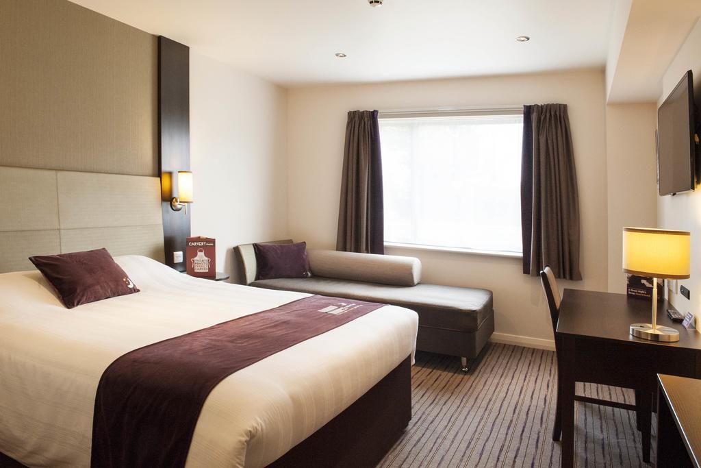 Premier Inn London Wandsworth Bilik gambar