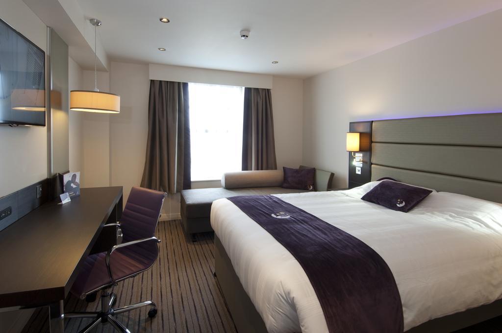 Premier Inn London Wandsworth Luaran gambar